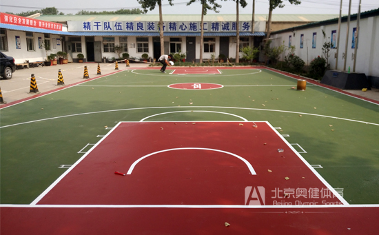 戶外塑膠籃球場(chǎng)圖片