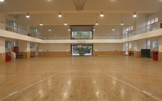 室內(nèi)籃球場(chǎng)地板圖片